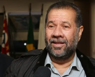 Carlos Lupi pede demissão do Ministério da Previdência após fraude