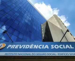 Fraude no INSS: entidade apoiada por deputados é alvo da PF