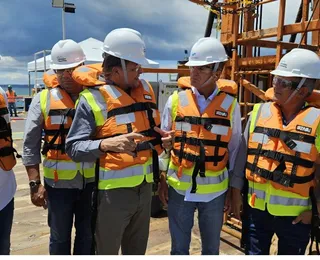 Deputados visitam canteiro de obras da ponte Salvador-Itaparica