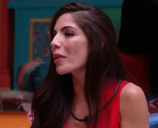 Ex-BBB Anamara revela ter ficado com Pedro Bial e se explica