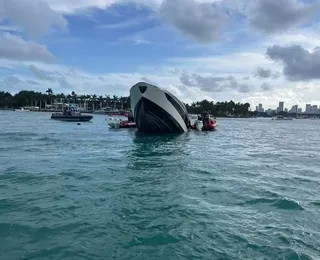 Iate naufraga e mais de 30 pessoas são resgatadas em Miami