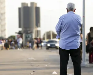 Além da aposentadoria, idosos têm direito a R$ 1.518,00 por mês