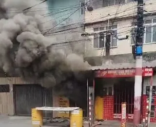 Incêndio de grandes proporções em Salvador; imagens impressionam