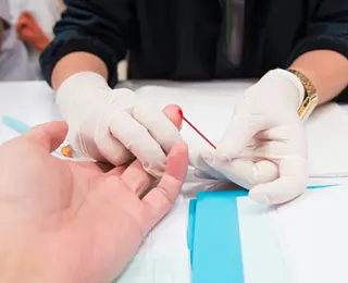 Governo Trump encerra programa de pesquisa da vacina contra o HIV