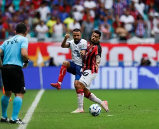 "Tinha que sufocar eles", lamenta Ronald pela derrota para o Bahia