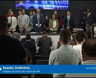 Vereadores cumprem minuto de silêncio pela morte de Divaldo Franco