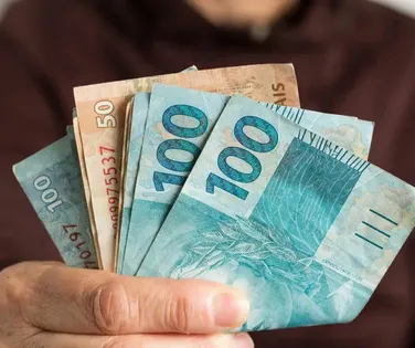 BC: ainda há R$ 9,1 bilhões esquecidos nos bancos; veja como resgatar - Imagem