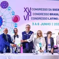 Brasil reduz drasticamente transmissão de HIV de mãe para filho imagem