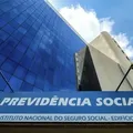INSS vai devolver dinheiro a aposentados: veja quem recebe em julho imagem