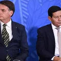 Esquecido em trama golpista, Mourão reclamou de distância de Bolsonaro imagem