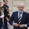 Lula altera agenda e desiste de jantar na França sem explicações imagem