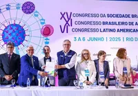 Brasil reduz drasticamente transmissão de HIV de mãe para filho imagem