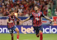 Com dois gols, Willian José assume artilharia e celebra sequência imagem