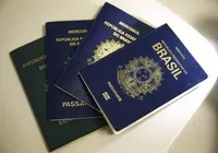 Brasil melhora posição entre passaportes mais fortes do mundo em 2025