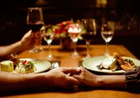 Conheça 10 restaurantes para jantar no Dia dos Namorados em Salvador imagem
