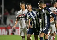 "Morto de fome", dispara volante do São Paulo contra jogador venezuelano