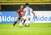 “Não tem terra arrasada”, diz Matheuzinho após eliminação do Vitória imagem