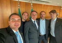 Flávio Bolsonaro desponta como novo nome para a Presidência imagem