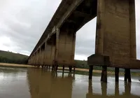 Ponte sobre o Rio Jequitinhonha será demolida; saiba detalhes imagem