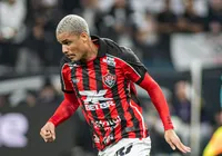 Reformulação? Vitória deve negociar saída de Janderson nesta janela