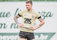 Vitória terá retorno do atacante Renato Kayzer contra o Corinthians