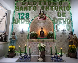 Família celebra 129 anos de trezena de Santo Antônio em Salvador