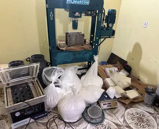 Laboratório de cacaína é desarticulado pela PM em Monte Gordo