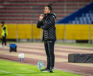 Thiago Carpini acumula fracassos à frente do Vitória em 2025; relembre