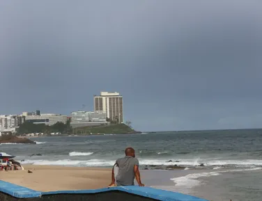 Vai chover? Confira previsão do tempo para o fim de semana em Salvador - Imagem