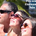 Tragédia em SC: Mulher que conseguiu pular do balão em fogo perdeu os pais imagem