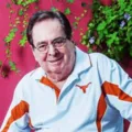 Após um mês internado, Benedito Ruy Barbosa recebe alta imagem