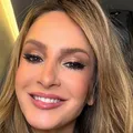 Após polêmicas com religião, Claudia Leitte toma atitude com Carnaval 2026 imagem