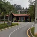 Deputado envia verba milionária para recapear condomínio de luxo imagem