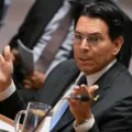 Embaixador de Israel na ONU diz que mundo deve agradecer ataque ao Irã imagem