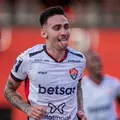 Gustavo 'Mosquito' encaminha saída do Vitória; saiba destino imagem