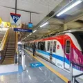 Homem que ficou preso em trilhos do metrô está em estado grave imagem
