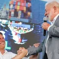 Tarcísio de Freitas 'repete' Lula e promete dar picanha imagem