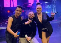 Acidente de ônibus na Bahia deixa músicos de banda de forró feridos imagem