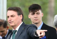 Confusão com carro rebocado leva nome de Jair Renan à Guarda Municipal