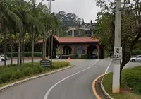 Deputado envia verba milionária para recapear condomínio de luxo