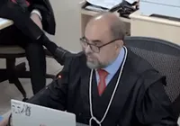 Desembargador diz que Brasil vive epidemia de autismo: "Mina de dinheiro" imagem