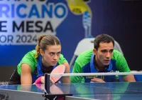Hugo Calderano e Bruna Takahashi chegam à final do WTT tênis de mesa