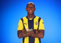 Não vem! Especulado no Bahia, Talisca se reapresenta ao Fenerbahçe imagem