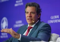 Haddad chama de “insustentável” a tarifa de 50% imposta pelos EUA imagem