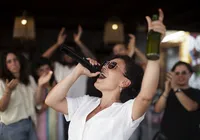 Onde cantar em Salvador: 6 karaokês para se divertir à noite