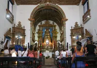 Rosário dos Pretos mantém viva a fé negra no centro do Pelô