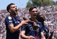 PSG não toma conhecimento de Real Madrid e avança para a final imagem