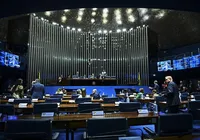 Veja como senadores baianos votaram sobre aumento de deputados imagem