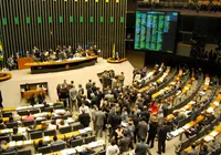 Em meio a impasse, Lula não deve sancionar aumento de deputados