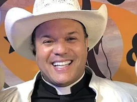 Quem é o padre que vai ganhar quase R$ 1 milhão por shows no São João - Imagem